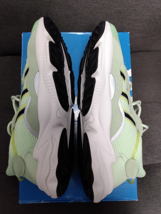 adidas Ozweego Glow Green Athletic Sneakers Men\'s Size 9 Shoe Item# EE6466 main image 4